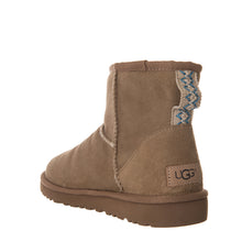 Load image into Gallery viewer, UGG SHORT SNOW BOOTS MALE