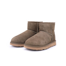 Load image into Gallery viewer, UGG BASIC SHORT BOOTS FEMALE